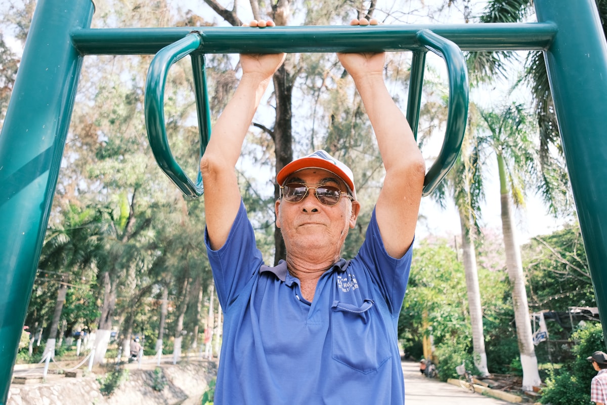 Balanced nutrition supporting bone health in aging men